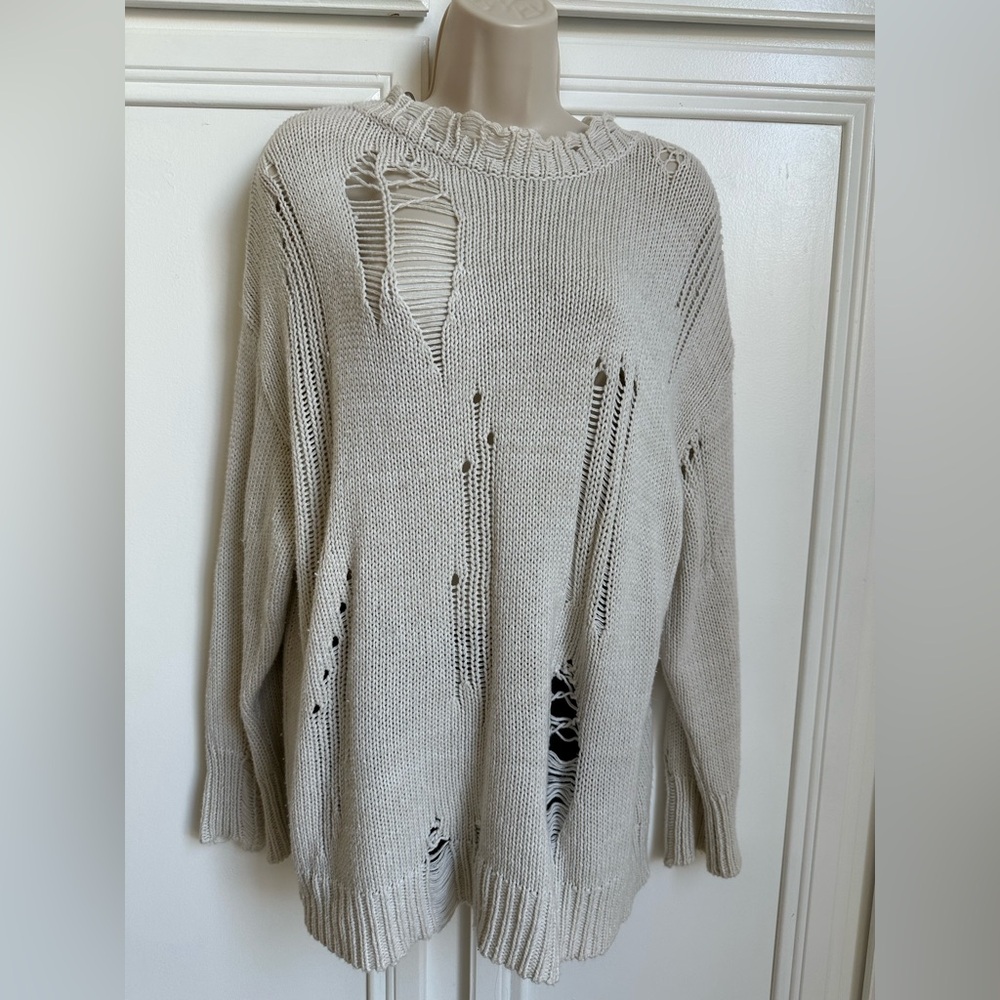 BDG Urban Outfitter Shredded Knit Sweater-Cream Distressed See-thru. 
Size XS